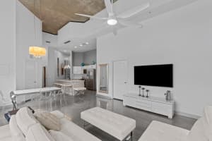 300 S Australian Avenue 105, West Palm Beach, FL 33401 - MLS#R11066285