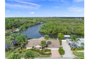 815 SW Salerno Road, Stuart, FL 34997 Sold 04/10/25