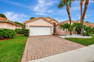 MLS# R11066300, Boynton Beach, Florida 33437