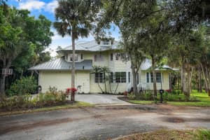 4902 SE Schooner Oaks Way, Stuart, FL 34997 Sold 08/13/25