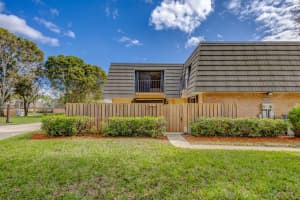 4701 47th Way, West Palm Beach, FL 33407 Sold 05/02/25