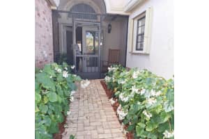 8471 Compass Drive, Boynton Beach, FL 33436 Sold 11/05/25