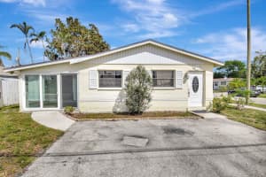 601 SW 10th Street, Delray Beach, FL 33444 Sold 07/18/25