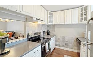 12022 W Greenway 206 Drive 206, Royal Palm Beach, FL 33411 - MLS#R11066427
