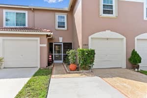 5280 Pine Meadows Road, Lake Worth, FL 33463 Sold 04/15/25