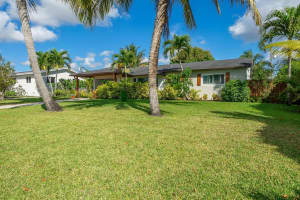 121 SE 30th Avenue, Boynton Beach, FL 33435 Sold 04/30/25