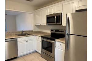 280 Palmetto Court, Jupiter, FL 33458 Sold 04/16/25