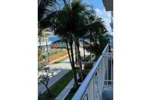701 21st Avenue, Deerfield Beach, FL 33441 - MLS#R11066485