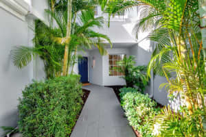 17070 Boca Club Boulevard 2, Boca Raton, FL 33487 Sold 04/08/25