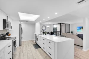 2455 Lindell Boulevard, Delray Beach, FL 33444 - MLS#R11066524