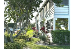 124 Camden F, West Palm Beach, FL 33417 Sold 04/04/25