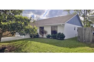 5724 SE Collins Avenue, Stuart, FL 34997 Sold 08/18/25