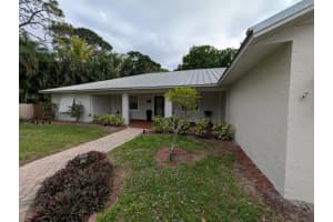 1603 Pine Hollow Drive, Fort Pierce, FL 34982 Sold 05/07/25