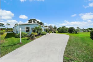 3813 Westchester Court, Port Saint Lucie, FL 34952 Sold 03/31/25