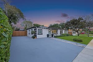 726 Wright Drive, Lake Worth Beach, FL 33461 Sold 04/01/25