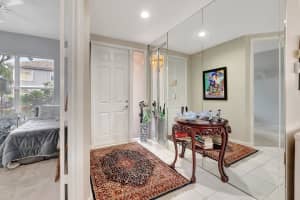 MLS# R11066694, Boca Raton, Florida 33434