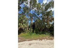 766 12th Avenue SW, Vero Beach, FL 32962 Sold 03/14/25