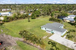 8682 Lonesome Pine Trail, Fort Pierce, FL 34945 Sold 04/25/25