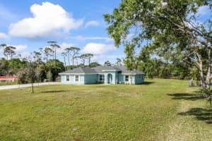 8682 Lonesome Pine Trail, Fort Pierce, FL 34945 Sold 04/25/25