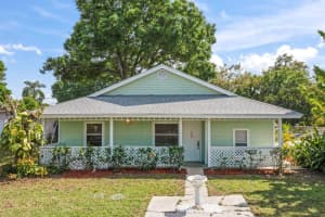 367 Barraclough Street, Fort Pierce, FL 34982 Sold 04/11/25