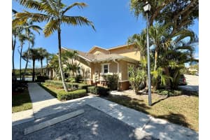 855 Marina Del Ray Lane 1, West Palm Beach, FL 33401 Sold 05/28/25