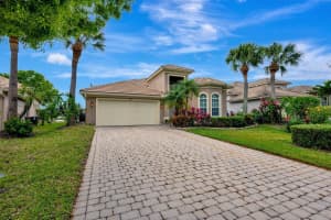 305 NW Somerset Circle, Port Saint Lucie, FL 34983 Sold 08/21/25
