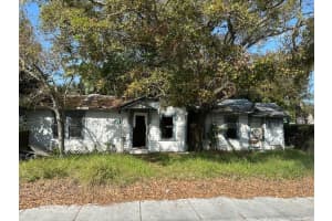 724 Texas Court, Fort Pierce, FL 34950 Sold 03/21/25