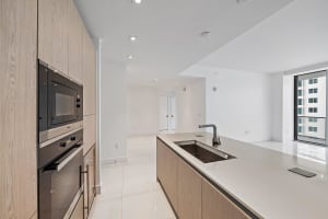 3100 Ocean Drive N H1502, Singer Island, FL 33404 Sold 08/29/25