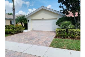 8219 Saint Johns Court, Wellington, FL 33414 Sold 05/02/25