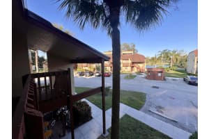 706 Lakeview Drive E, Royal Palm Beach, FL 33411 Sold 03/20/25