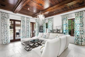 306 Villa Drive, Jupiter, FL 33477 Sold 04/29/25