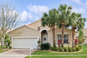 370 NW Springview Loop, Port Saint Lucie, FL 34986 Sold 04/30/25