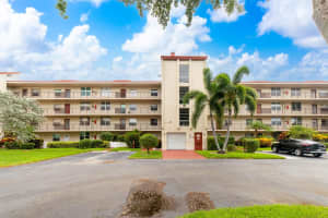 26 Abbey Lane 304, Delray Beach, FL 33446 Sold 07/30/25