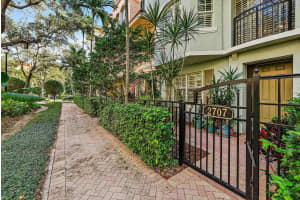 2707 Ravella Way, Palm Beach Gardens, FL 33410 Sold 09/08/25