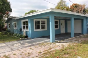 2809 Oleander Boulevard, Fort Pierce, FL 34982 - MLS#R11067207