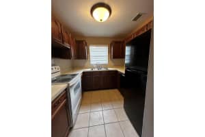 30 Lake Vista Trail 102, Port Saint Lucie, FL 34952 Sold 04/17/25