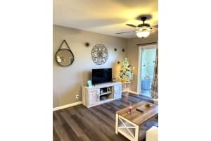 1548 SE Royal Green Circle 105, Port Saint Lucie, FL 34952 - MLS#R11067288