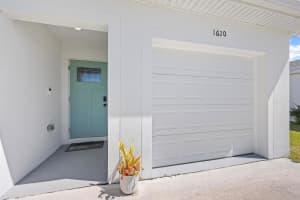1620 19th Avenue SW, Vero Beach, FL 32962 Sold 05/06/25