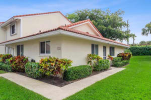 MLS# R11067470, Boca Raton, Florida 33433