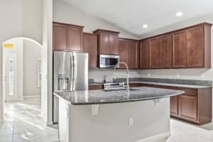 730 22nd Avenue, Vero Beach, FL 32962 Sold 05/09/25
