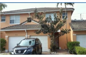9060 Nw 38th Place, Sunrise
