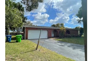 8300 NW 24th Court, Sunrise, FL 33322 - MLS#R11067617