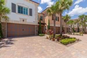 15608 Italian Cypress Way, Wellington