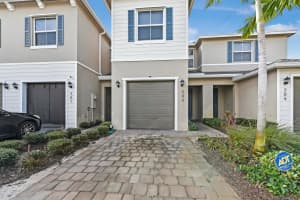 205 Bandol Street, Riviera Beach, FL 33404 Sold 05/15/25