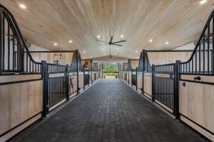 14322 Draft Horse Lane Barn, Wellington, FL 33414 - MLS#R11067772