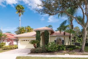105 Hidden Hollow Drive, Palm Beach Gardens, FL 33418 Sold 04/23/25