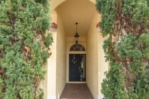 105 Hidden Hollow Drive, Palm Beach Gardens, FL 33418 Sold 04/23/25