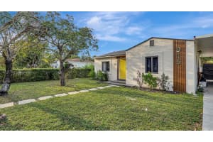 915 NW 121st Street, North Miami, FL 33168 Sold 07/25/25