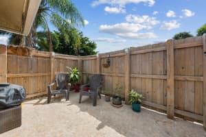 227 SE 1st Circle 9b, Boynton Beach, FL 33435 Sold 04/28/25