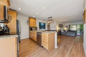 227 SE 1st Circle 9b, Boynton Beach, FL 33435 Sold 04/28/25